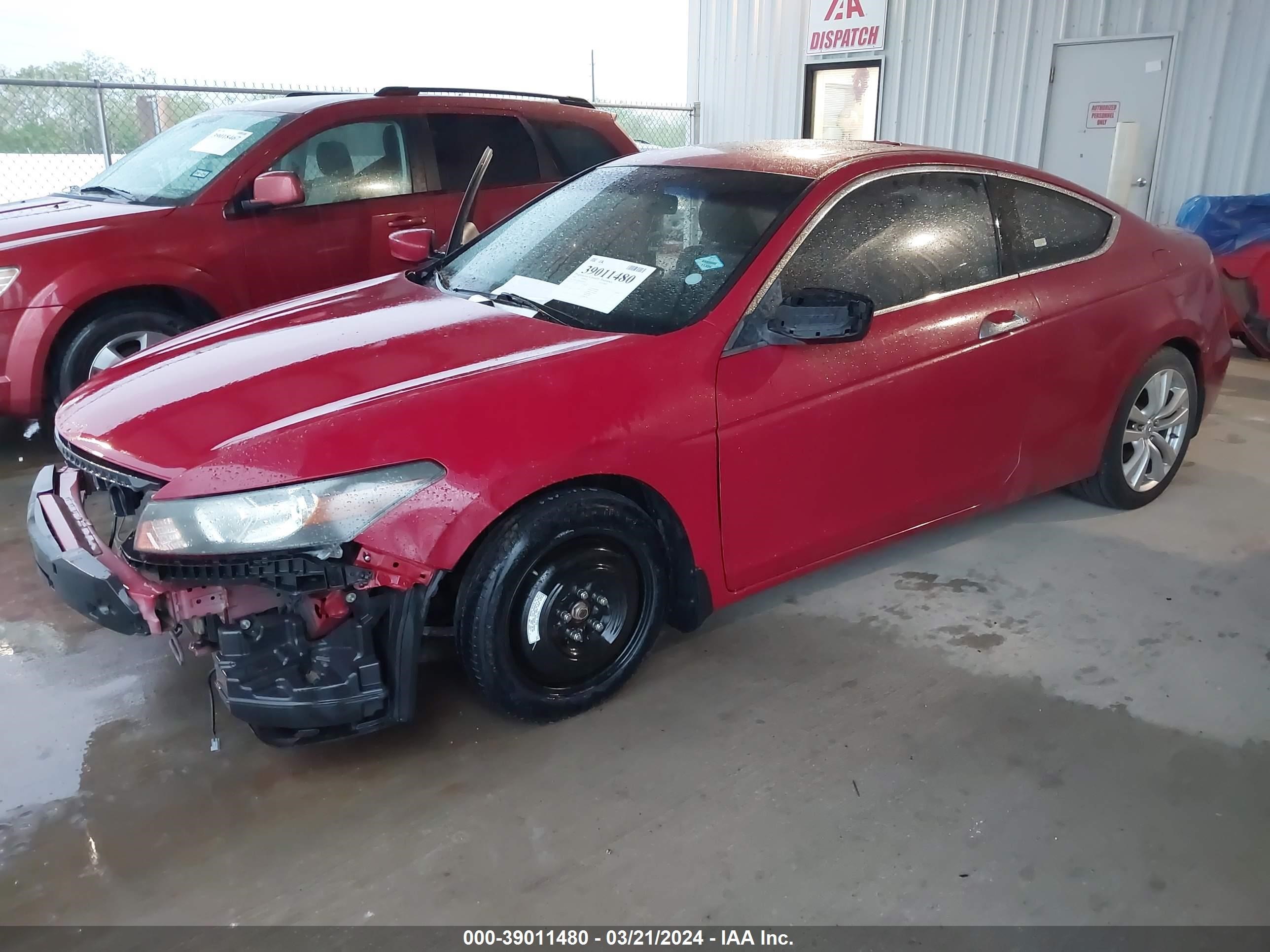 Photo 1 VIN: 1HGCS228X8A005817 - HONDA ACCORD 