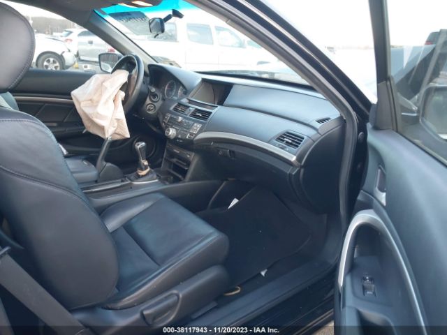 Photo 4 VIN: 1HGCS2A84BA007801 - HONDA ACCORD 