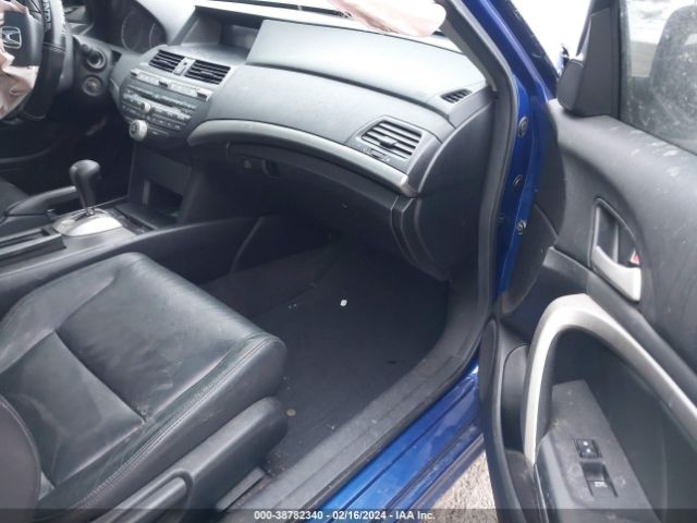 Photo 4 VIN: 1HGCS2B80AA003323 - HONDA ACCORD 