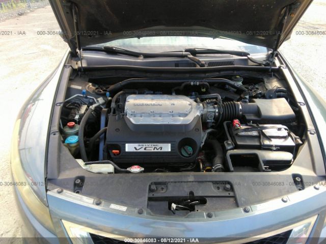 Photo 9 VIN: 1HGCS2B80AA010465 - HONDA ACCORD CPE 