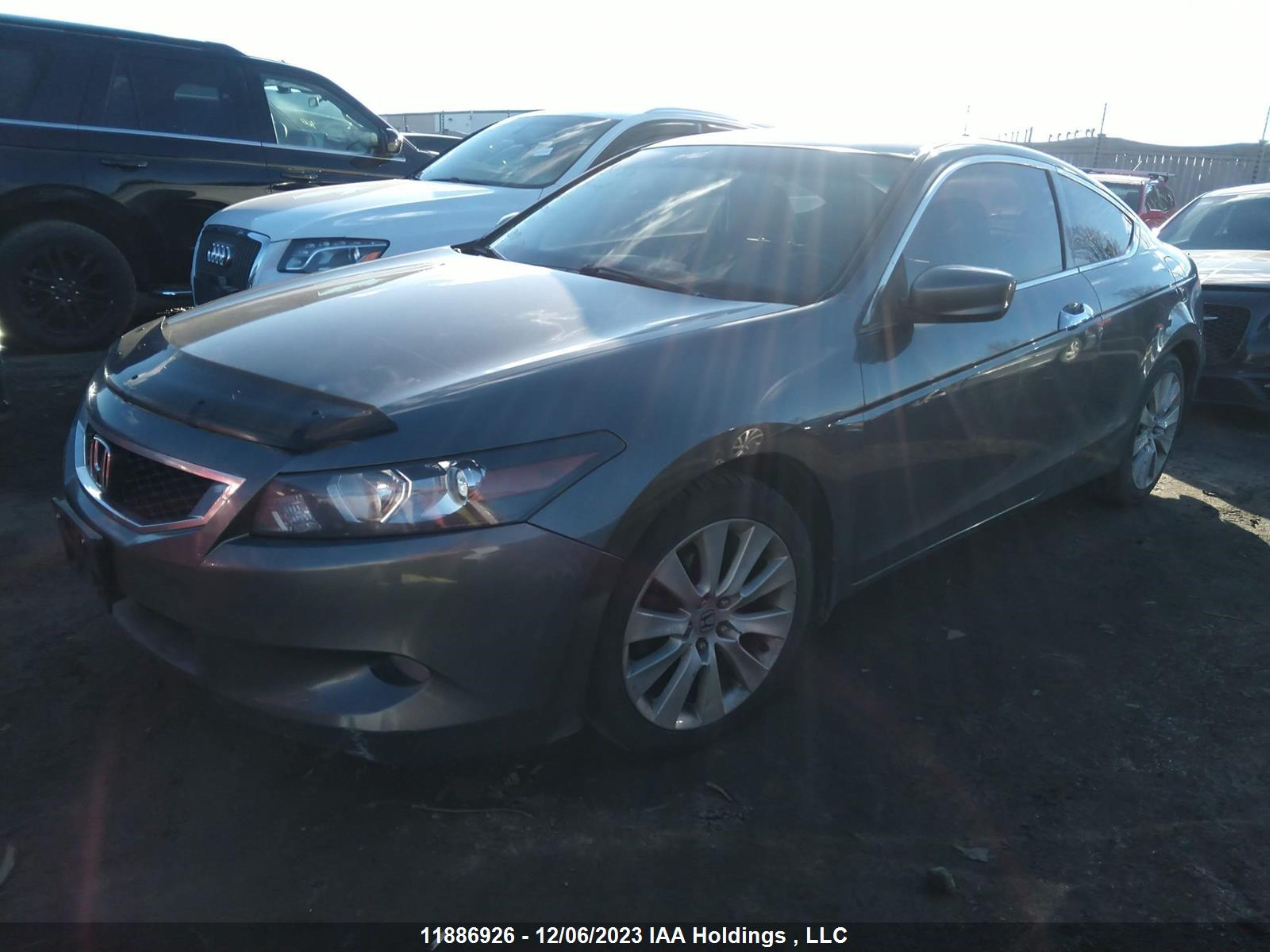 Photo 1 VIN: 1HGCS2B80AA800641 - HONDA ACCORD 