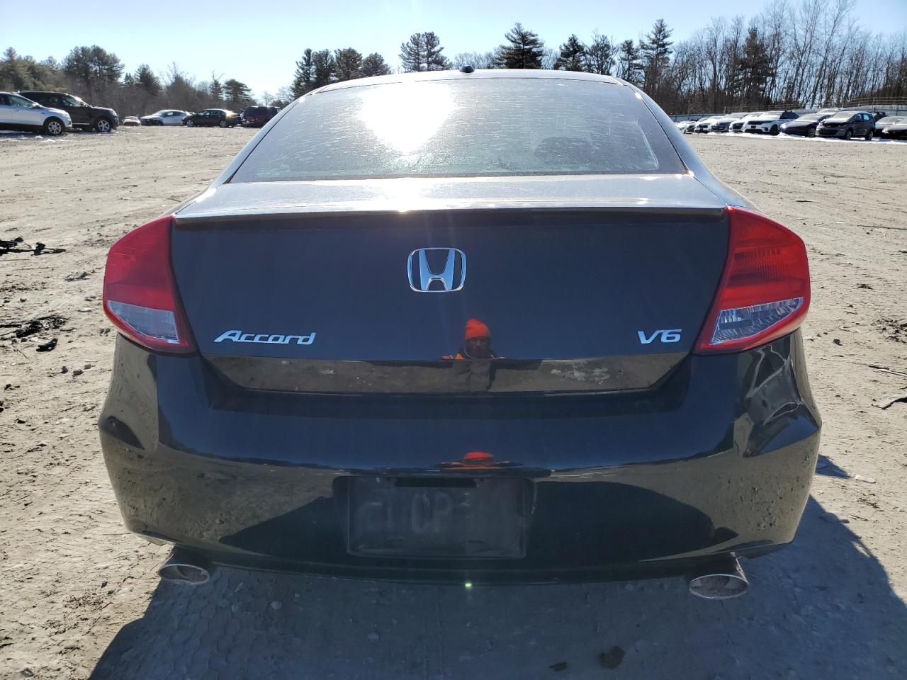 Photo 5 VIN: 1HGCS2B80CA000506 - HONDA ACCORD 