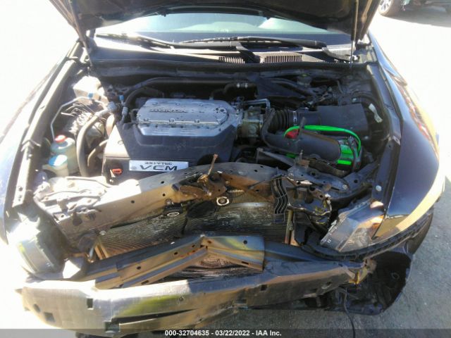 Photo 9 VIN: 1HGCS2B82AA008667 - HONDA ACCORD CPE 