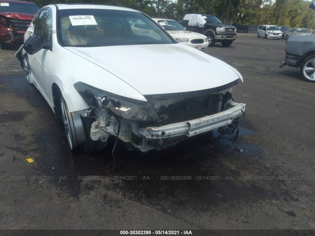 Photo 5 VIN: 1HGCS2B82CA005867 - HONDA ACCORD CPE 