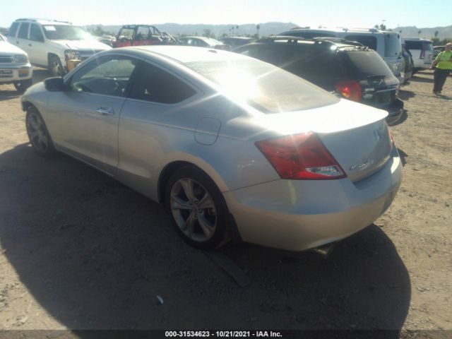 Photo 2 VIN: 1HGCS2B83BA001101 - HONDA ACCORD CPE 