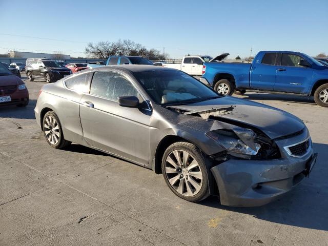 Photo 3 VIN: 1HGCS2B84AA001879 - HONDA ACCORD 