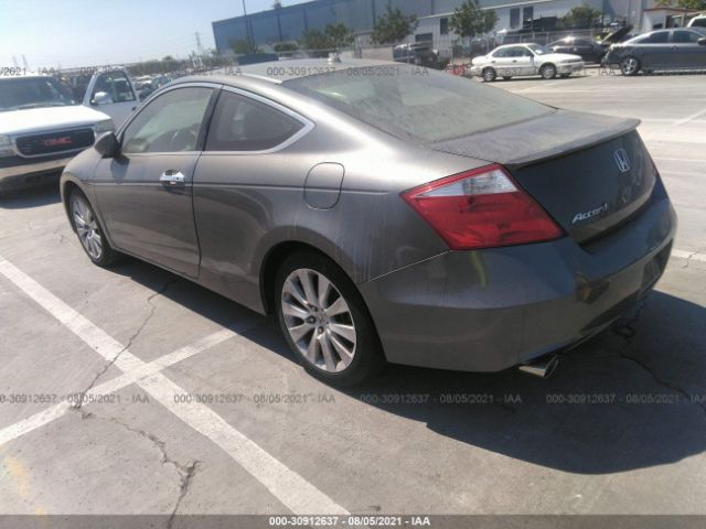 Photo 2 VIN: 1HGCS2B84AA010453 - HONDA ACCORD CPE 