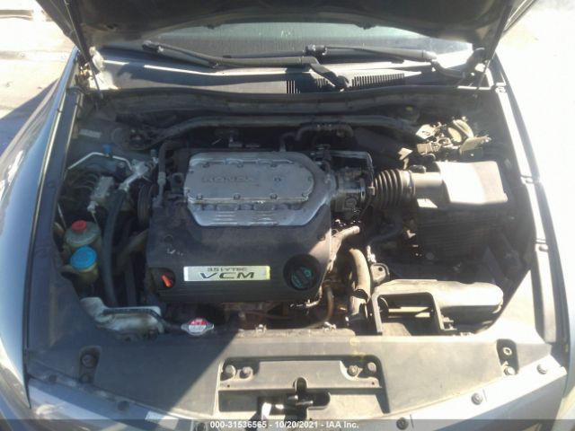 Photo 9 VIN: 1HGCS2B84AA010596 - HONDA ACCORD CPE 