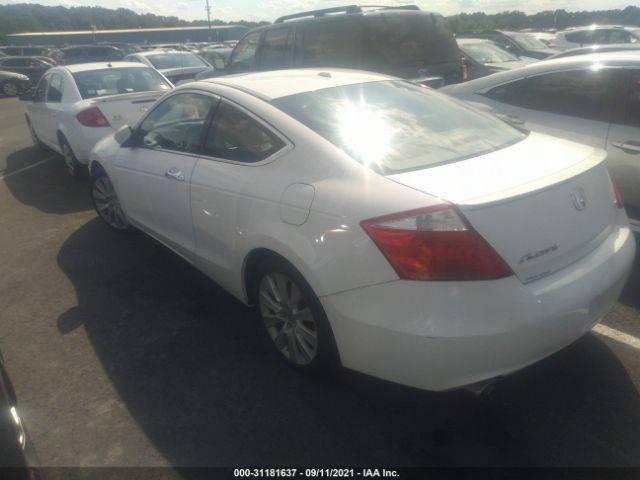 Photo 2 VIN: 1HGCS2B86AA000491 - HONDA ACCORD CPE 