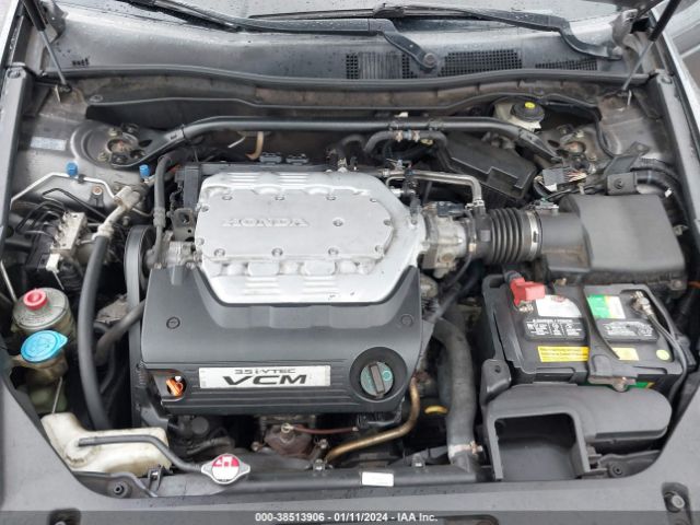 Photo 9 VIN: 1HGCS2B86AA004931 - HONDA ACCORD 