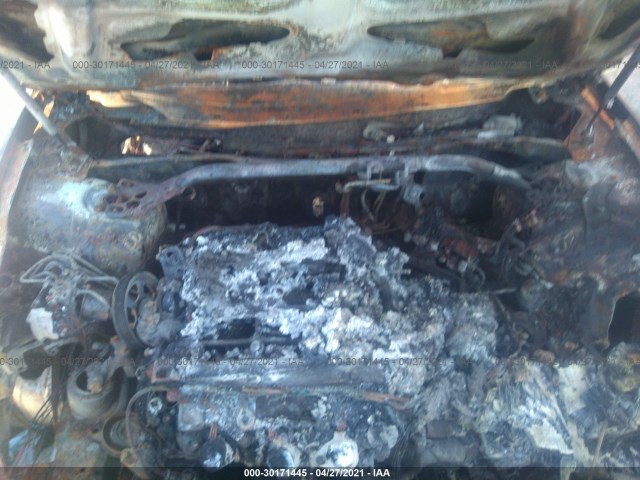 Photo 9 VIN: 1HGCS2B87AA000855 - HONDA ACCORD CPE 