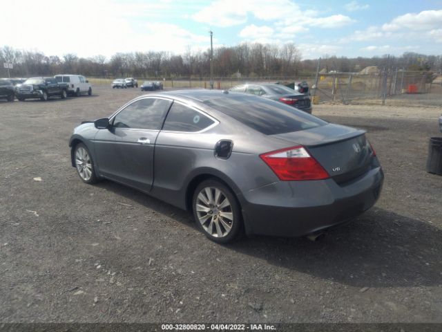 Photo 2 VIN: 1HGCS2B87AA001455 - HONDA ACCORD CPE 