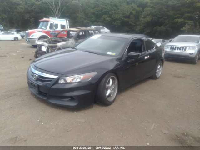 Photo 1 VIN: 1HGCS2B87BA000310 - HONDA ACCORD CPE 