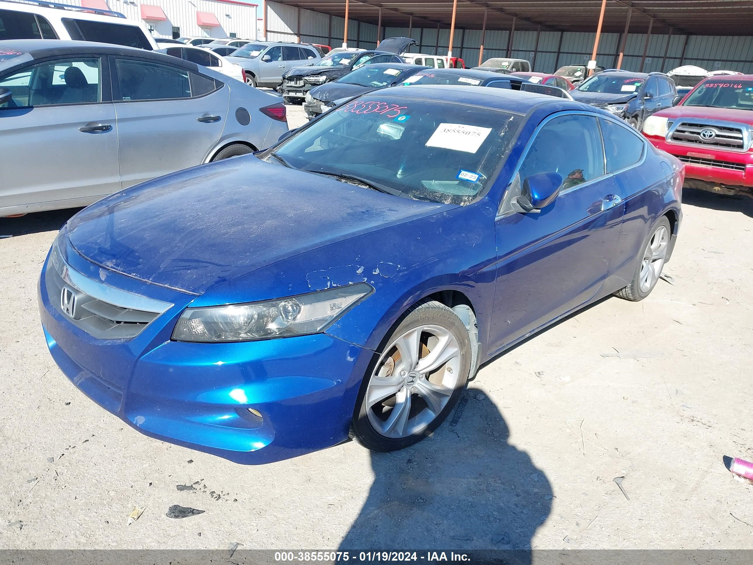 Photo 1 VIN: 1HGCS2B87BA000534 - HONDA ACCORD 