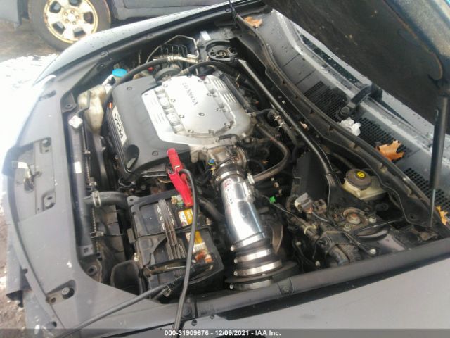 Photo 9 VIN: 1HGCS2B89AA000985 - HONDA ACCORD CPE 