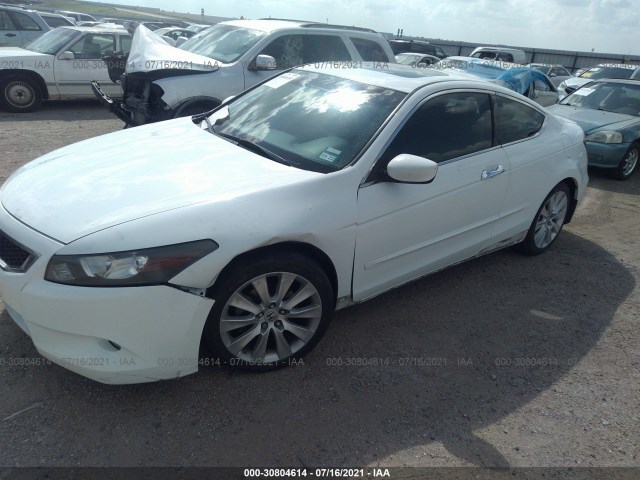 Photo 1 VIN: 1HGCS2B89AA006799 - HONDA ACCORD CPE 