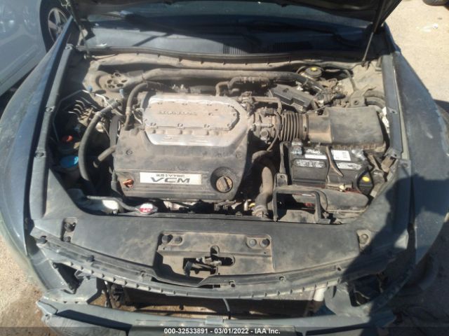 Photo 9 VIN: 1HGCS2B89BA000616 - HONDA ACCORD CPE 