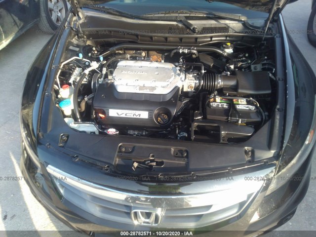 Photo 9 VIN: 1HGCS2B89BA002656 - HONDA ACCORD CPE 