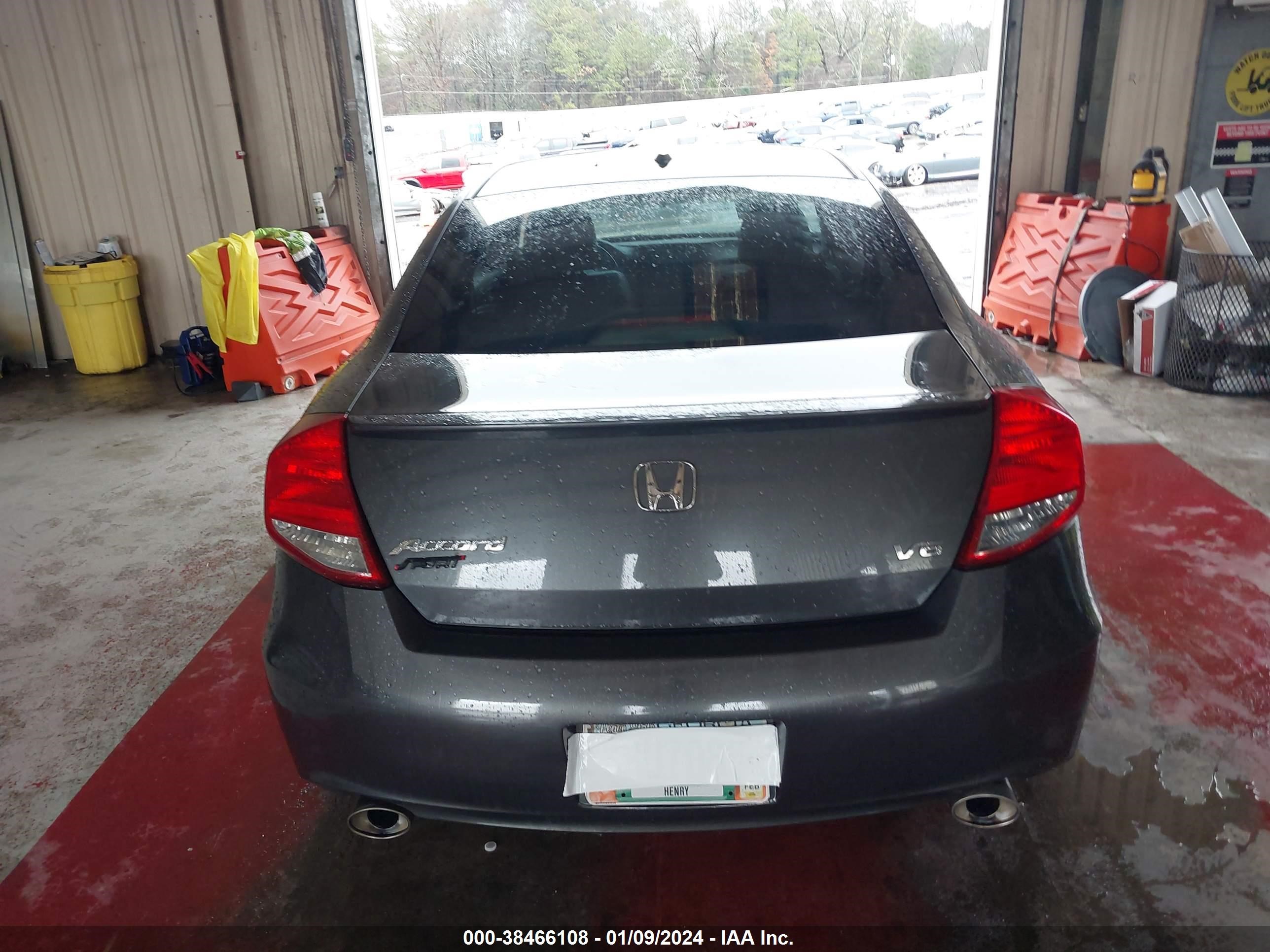 Photo 15 VIN: 1HGCS2B89CA004523 - HONDA ACCORD 