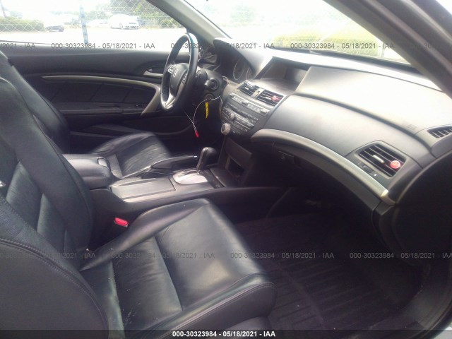 Photo 4 VIN: 1HGCS2B89CA010208 - HONDA ACCORD CPE 