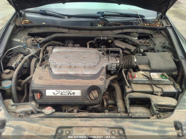 Photo 9 VIN: 1HGCS2B8XBA005601 - HONDA ACCORD CPE 