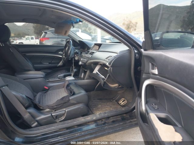 Photo 4 VIN: 1HGCS2B8XCA011559 - HONDA ACCORD 