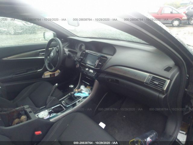 Photo 4 VIN: 1HGCT1A72HA001261 - HONDA ACCORD COUPE 