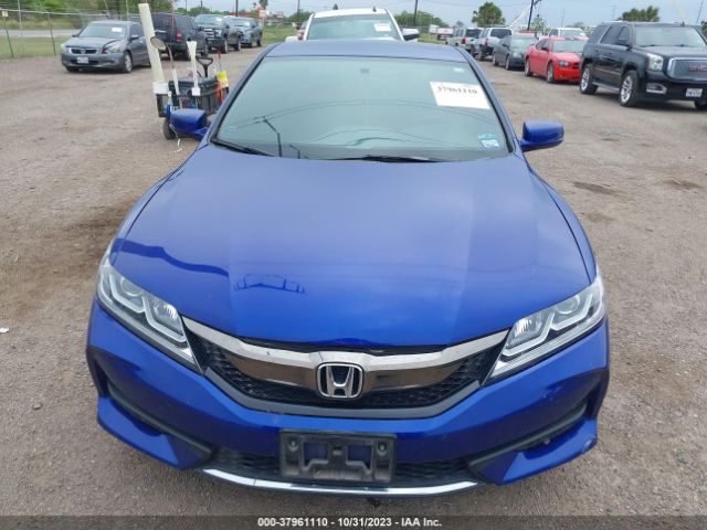 Photo 5 VIN: 1HGCT1A7XHA007003 - HONDA ACCORD COUPE 