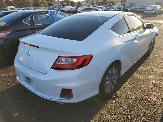 Photo 2 VIN: 1HGCT1B31FA004743 - HONDA ACCORD 