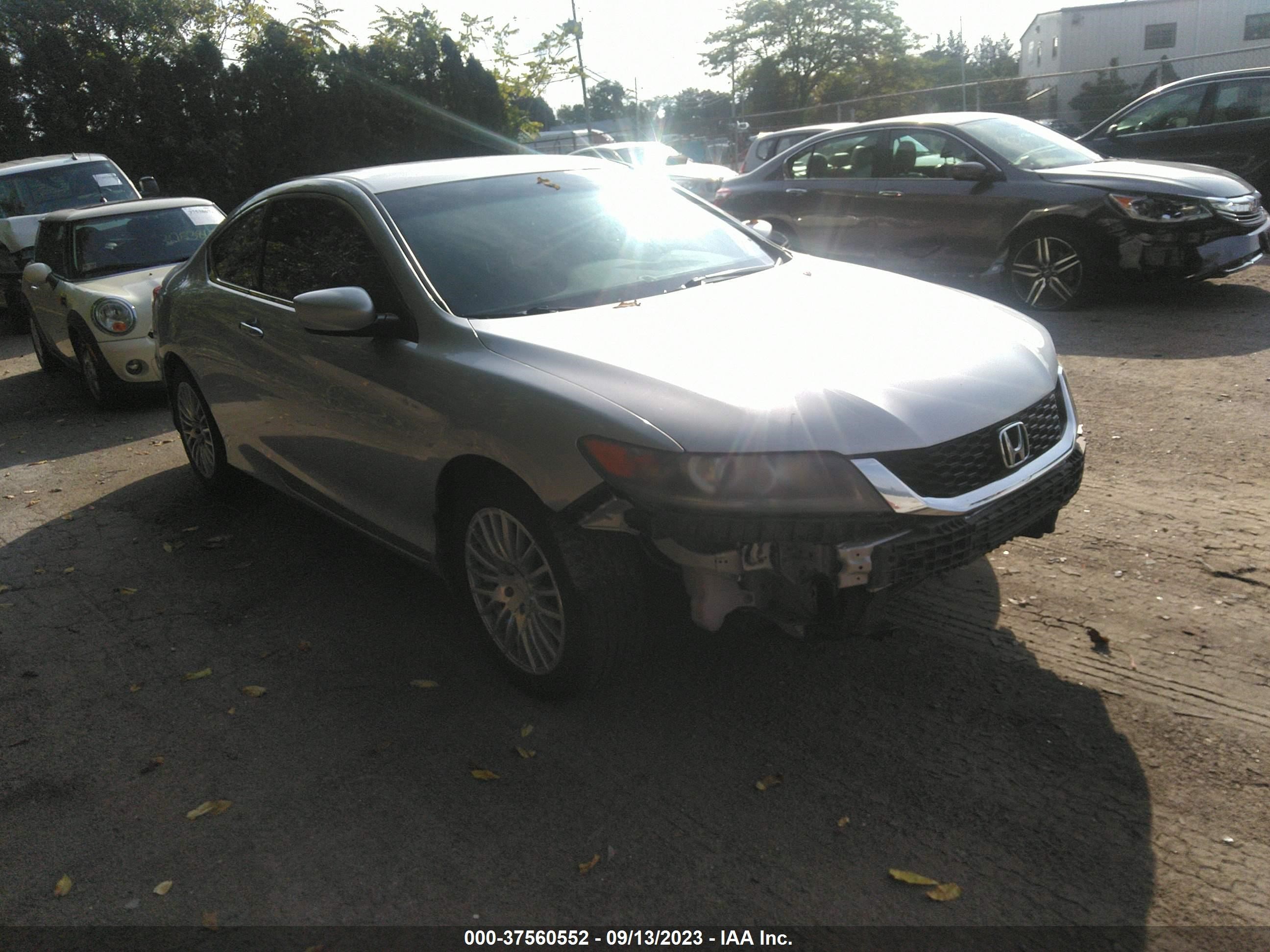 Photo 0 VIN: 1HGCT1B32DA002206 - HONDA ACCORD 