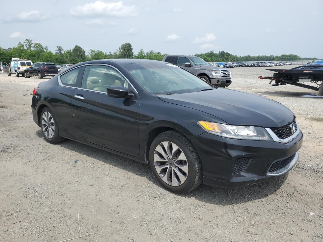 Photo 3 VIN: 1HGCT1B32DA015411 - HONDA ACCORD 