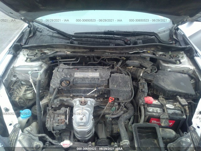 Photo 9 VIN: 1HGCT1B33EA006833 - HONDA ACCORD CPE 