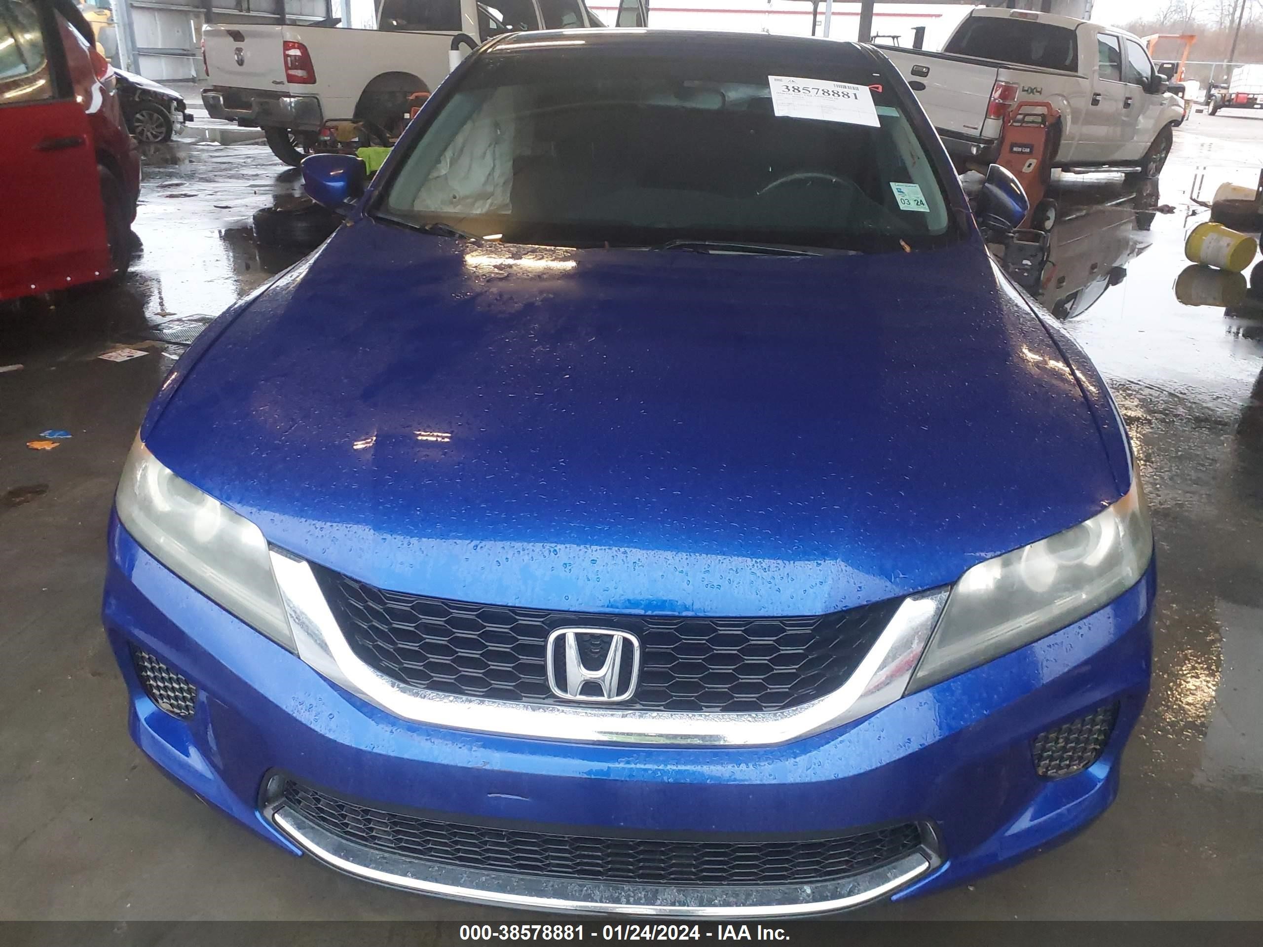 Photo 11 VIN: 1HGCT1B35FA014322 - HONDA ACCORD 