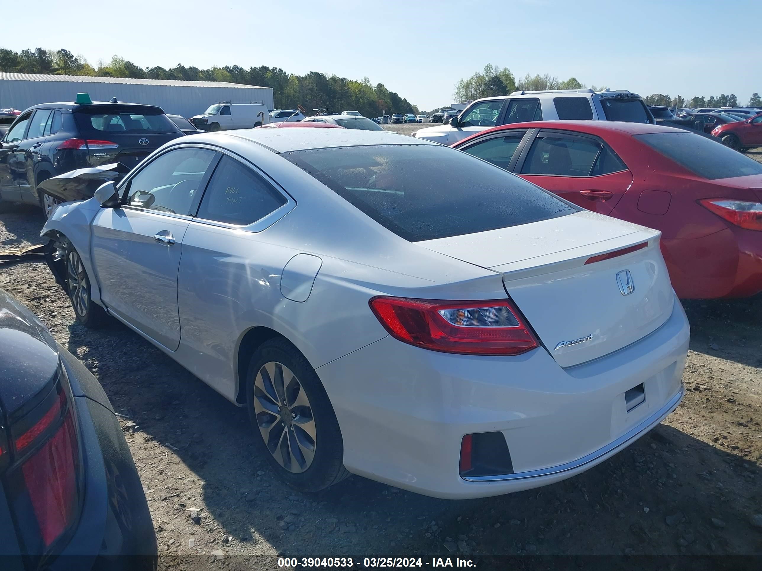 Photo 2 VIN: 1HGCT1B37FA012992 - HONDA ACCORD 