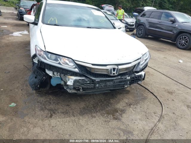 Photo 5 VIN: 1HGCT1B38GA002408 - HONDA ACCORD 