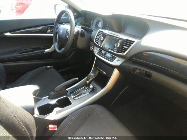 Photo 4 VIN: 1HGCT1B73FA005721 - HONDA ACCORD COUPE 