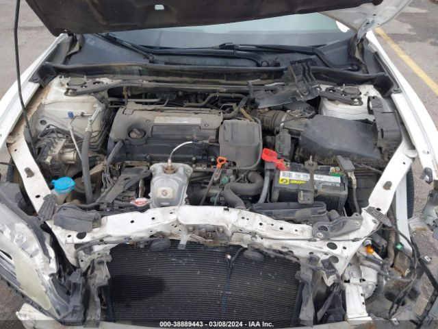 Photo 9 VIN: 1HGCT1B75FA009060 - HONDA ACCORD 