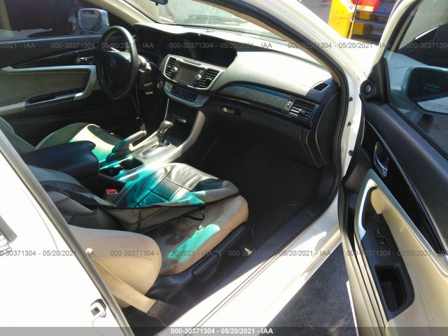 Photo 4 VIN: 1HGCT1B76FA010623 - HONDA ACCORD COUPE 