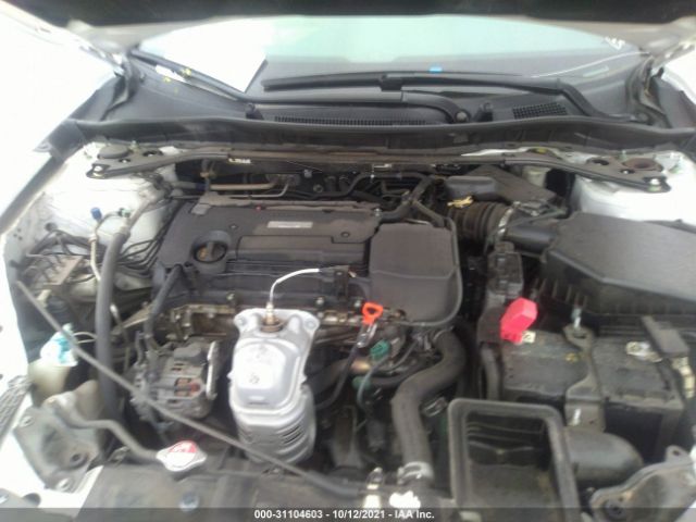 Photo 9 VIN: 1HGCT1B7XGA009492 - HONDA ACCORD 