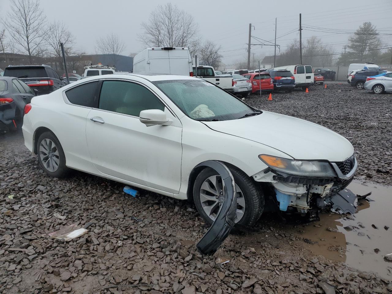 Photo 3 VIN: 1HGCT1B83EA014507 - HONDA ACCORD 