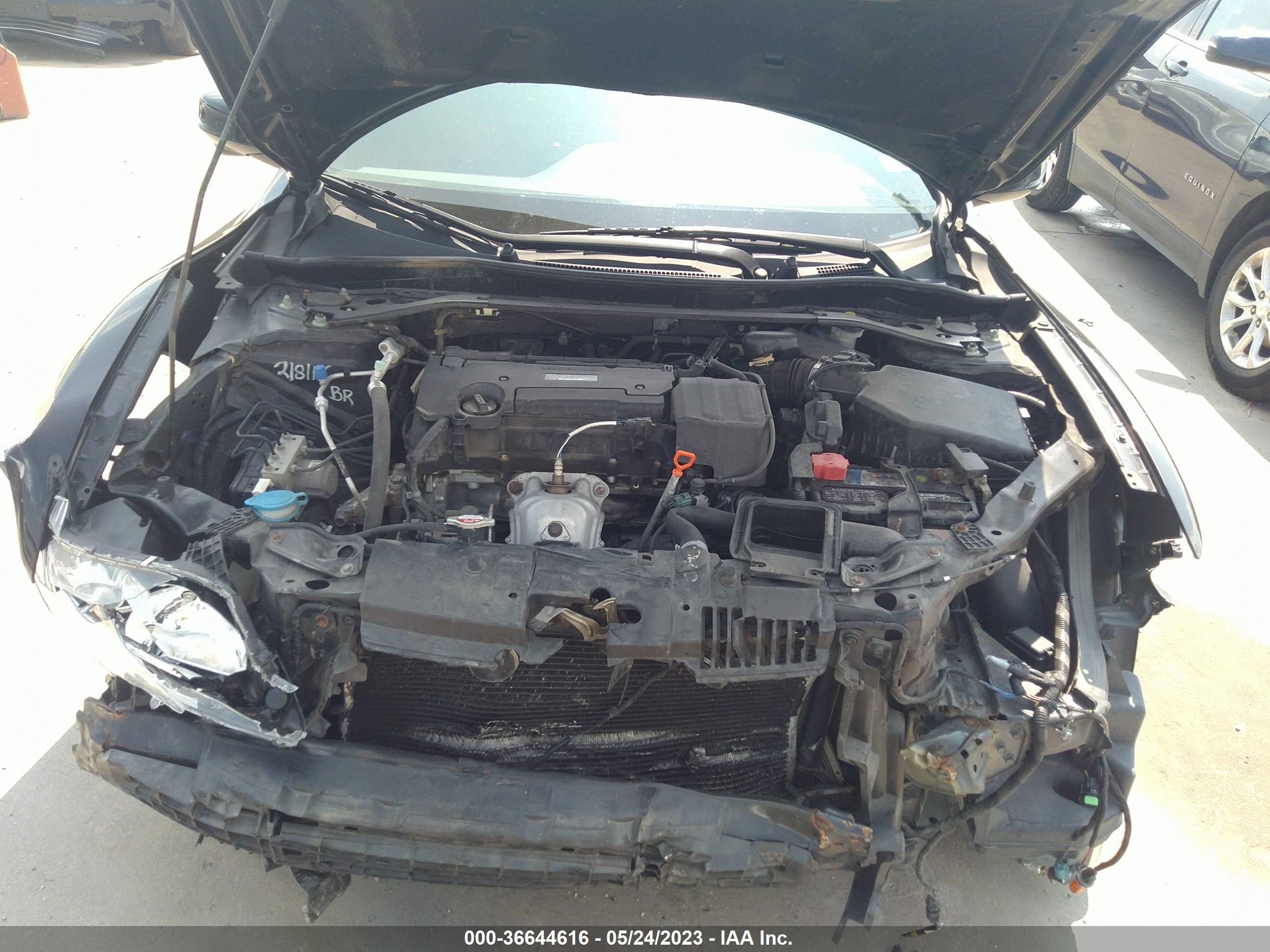 Photo 9 VIN: 1HGCT1B84HA000331 - HONDA ACCORD 