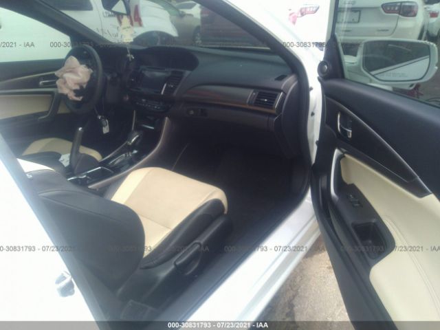 Photo 4 VIN: 1HGCT1B84HA005545 - HONDA ACCORD COUPE 