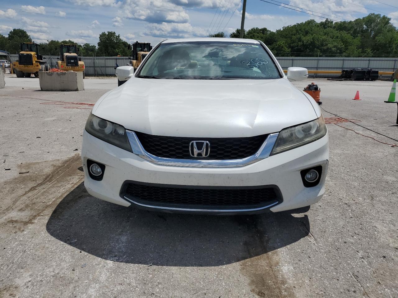 Photo 4 VIN: 1HGCT1B85EA005887 - HONDA ACCORD 