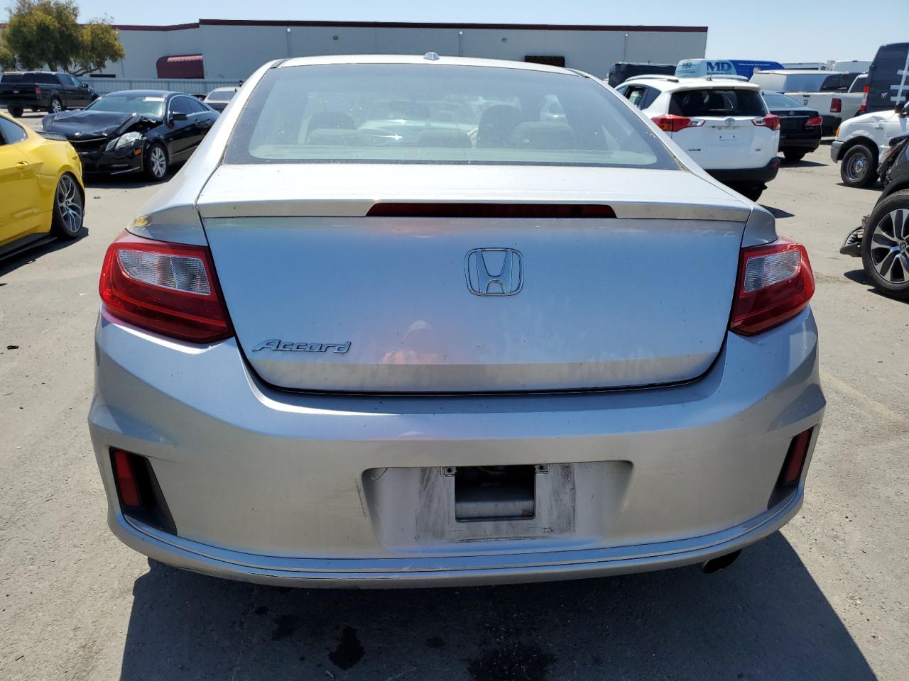 Photo 5 VIN: 1HGCT1B89DA009696 - HONDA ACCORD 