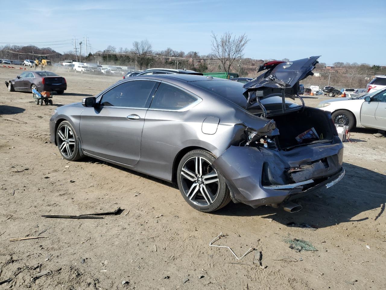 Photo 1 VIN: 1HGCT2B04GA000716 - HONDA ACCORD 