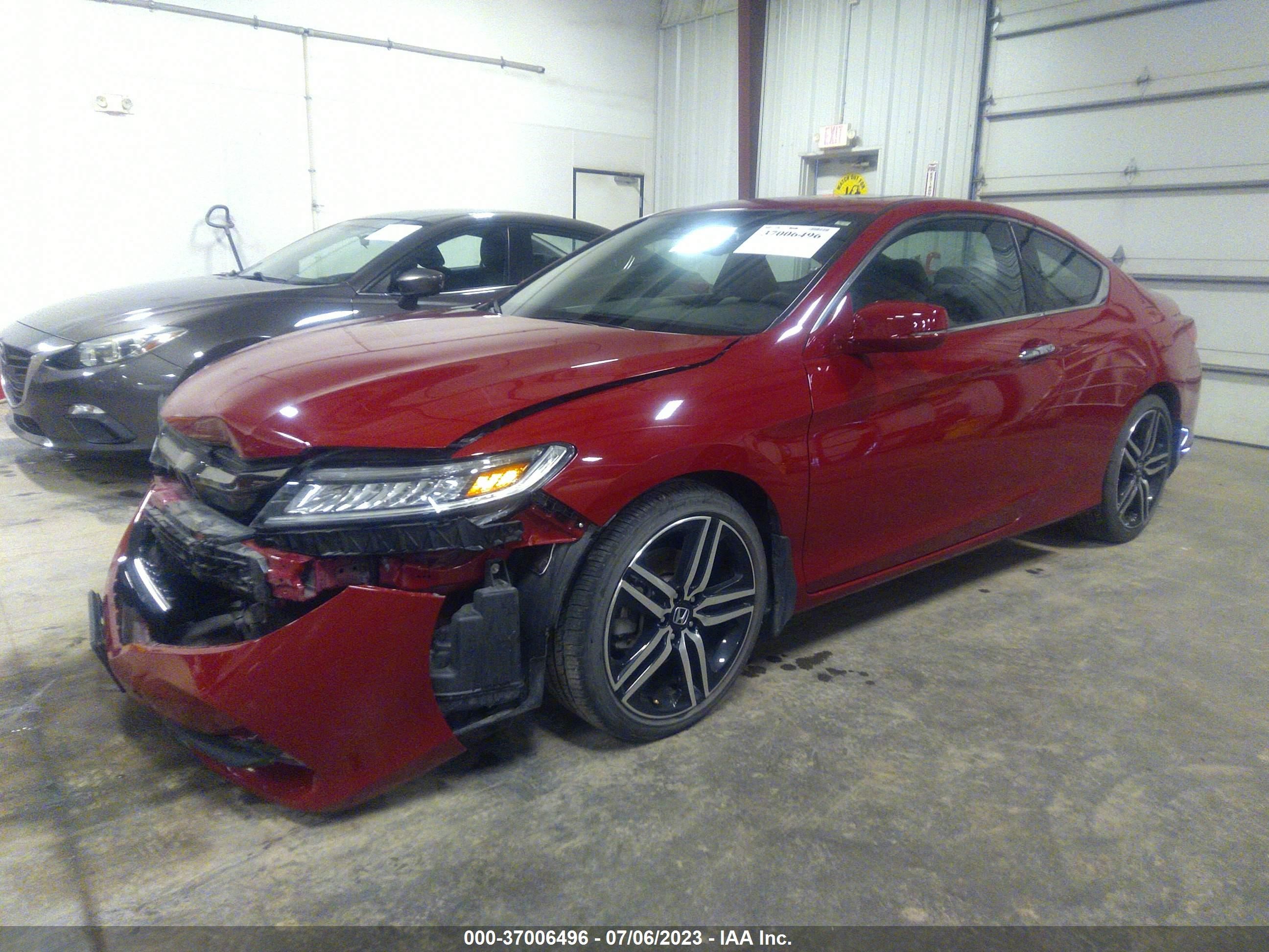 Photo 1 VIN: 1HGCT2B04HA006663 - HONDA ACCORD 