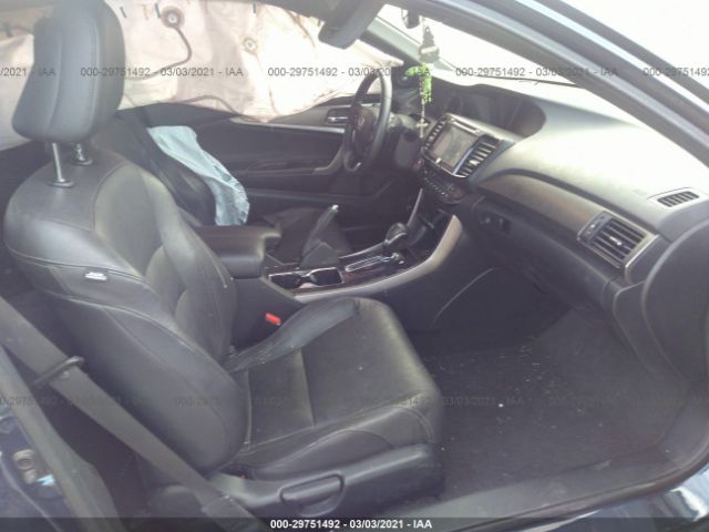 Photo 4 VIN: 1HGCT2B06HA003599 - HONDA ACCORD COUPE 