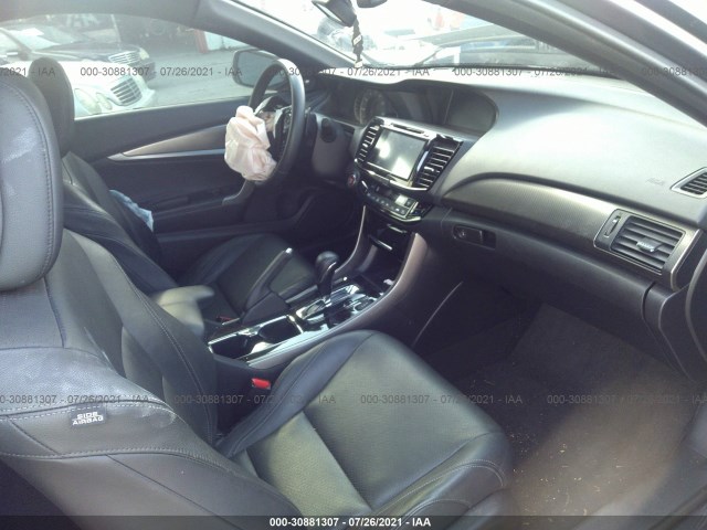 Photo 4 VIN: 1HGCT2B06HA006387 - HONDA ACCORD COUPE 