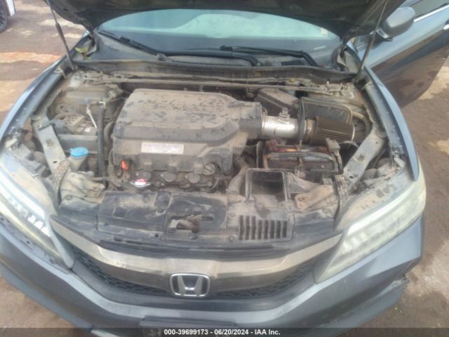 Photo 9 VIN: 1HGCT2B0XGA007377 - HONDA ACCORD 