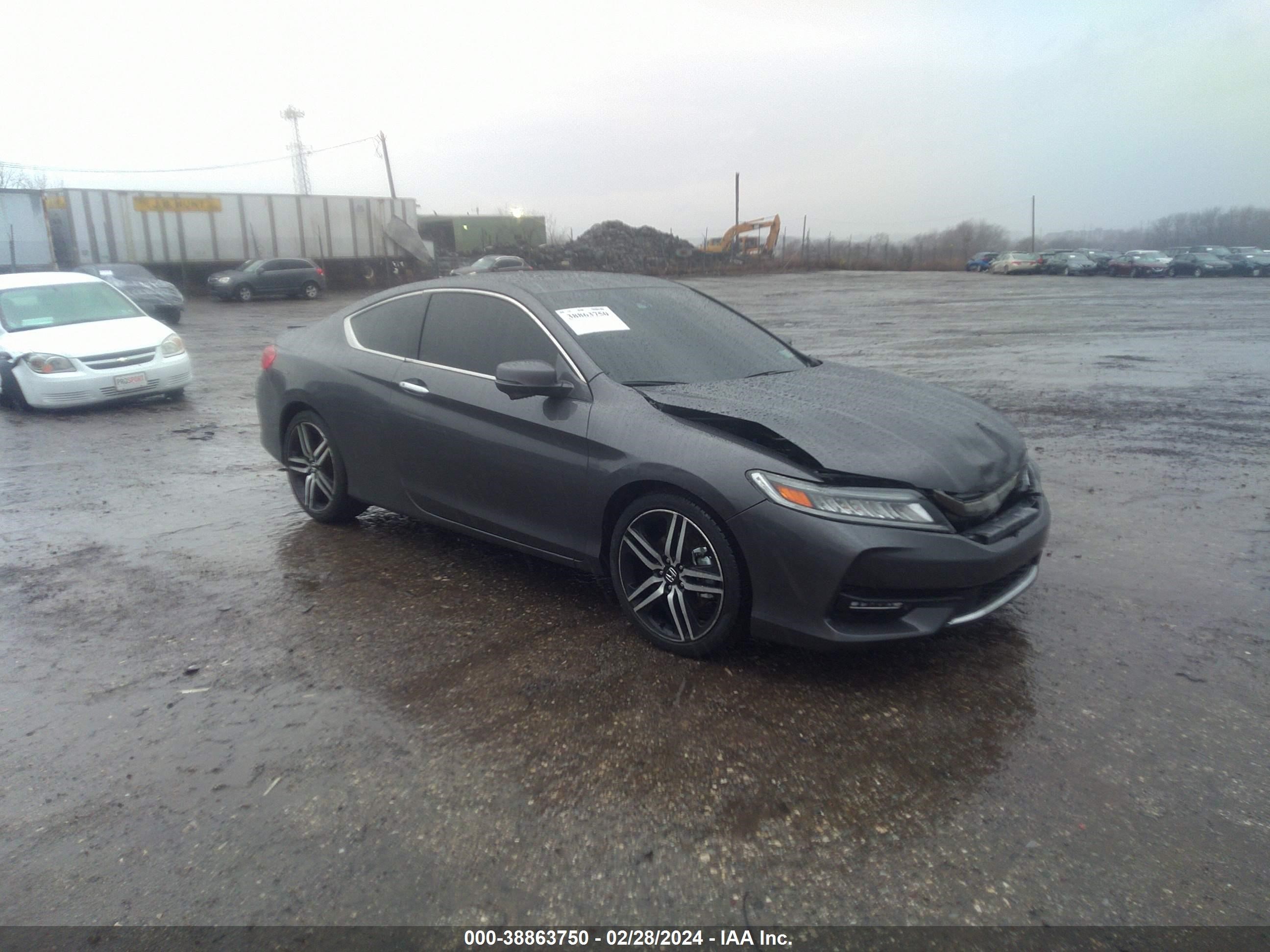 Photo 0 VIN: 1HGCT2B0XGA007945 - HONDA ACCORD 